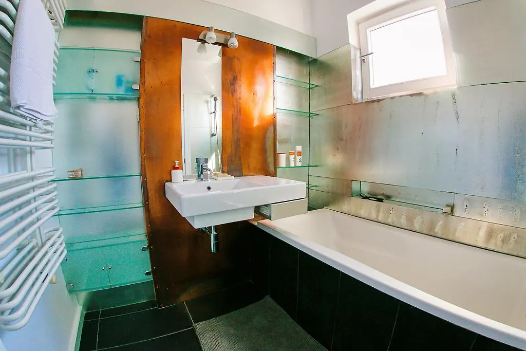 Color Apartment New Design Bukareszt