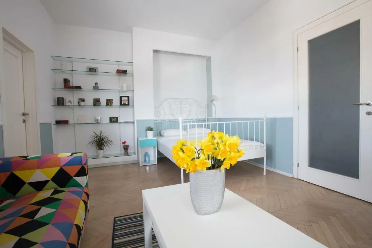 Color Apartment New Design Bukareszt Rumunia