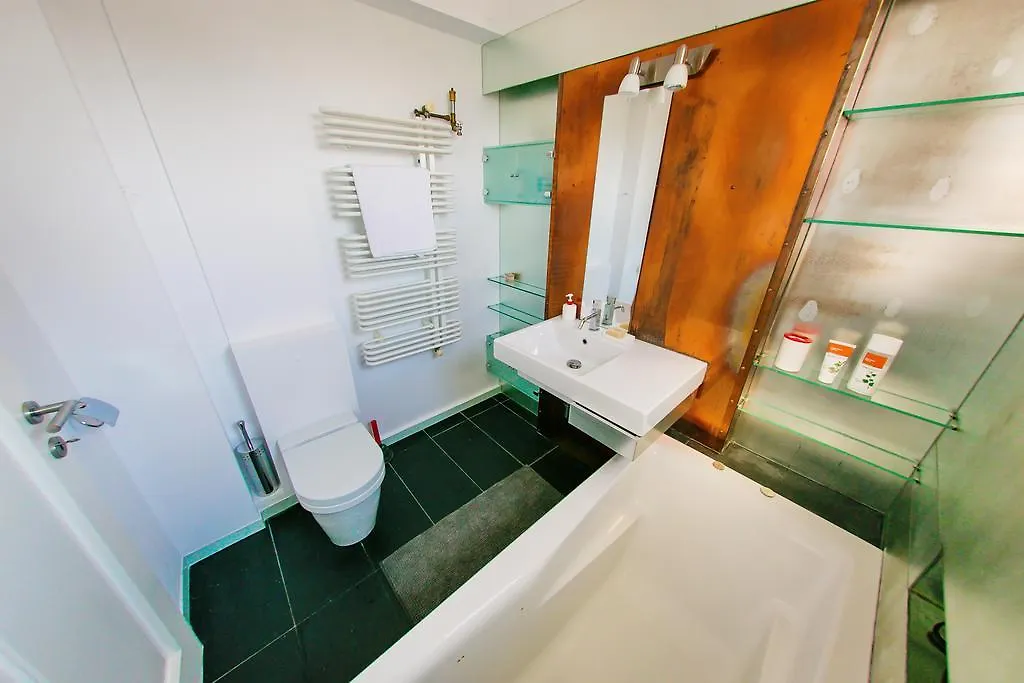 Color Apartment New Design Bucharest
